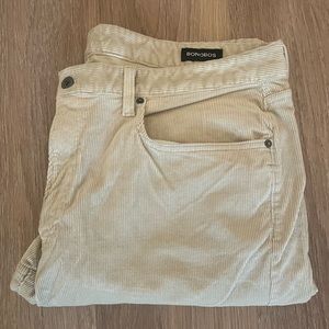 NWOT Bonobos Men’s Cords/Corduroy Pants. Size: 38x30. Sand/Tan/Cream colored